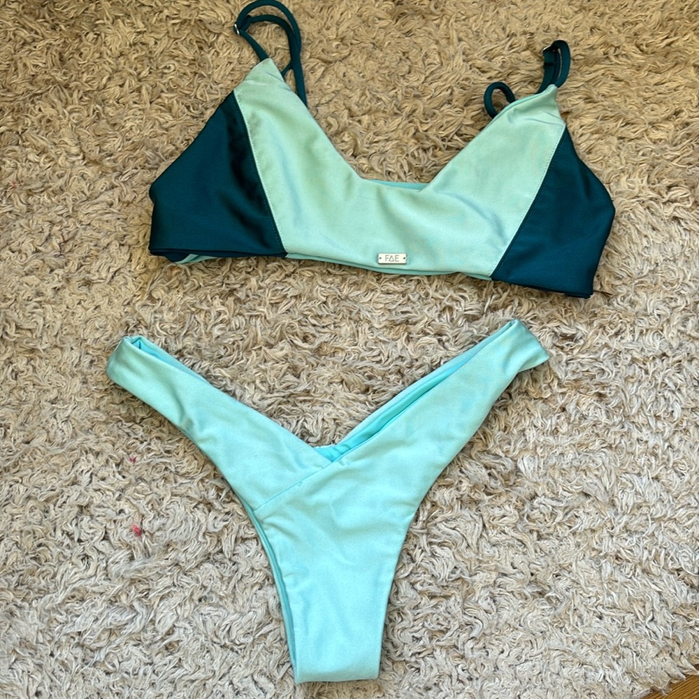 Fae swim blue bikini